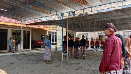 Upacara Adat Hari Jadi Kalurahan Triwidadi ke-79