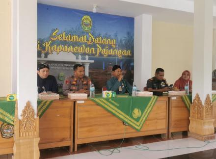 FORKOMPIMKAP Pajangan Gelar Rakor Pencegahan Penyakit Masyarakat dan Evaluasi APBKal 2025