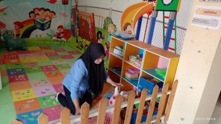 Pamong Kalurahan Triwidadi Laksanakan Kegiatan Bantul Asri di Lingkungan Kantor Kalurahan